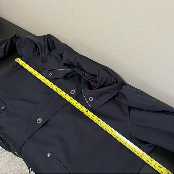 Façonnable Lightweight Water Resistant Jacket - Picture 11 of 14